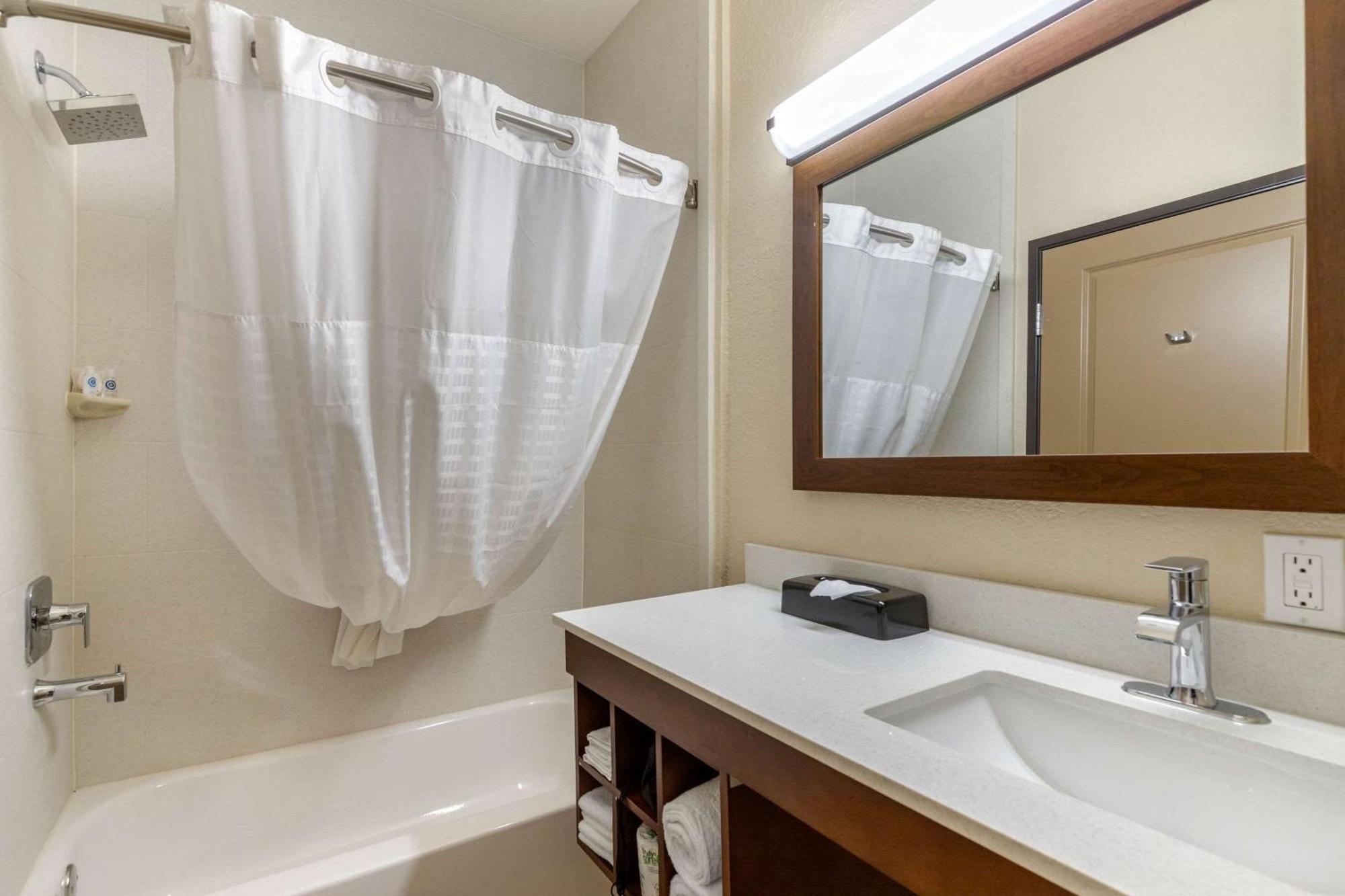 Comfort Suites San Antonio Airport North Esterno foto